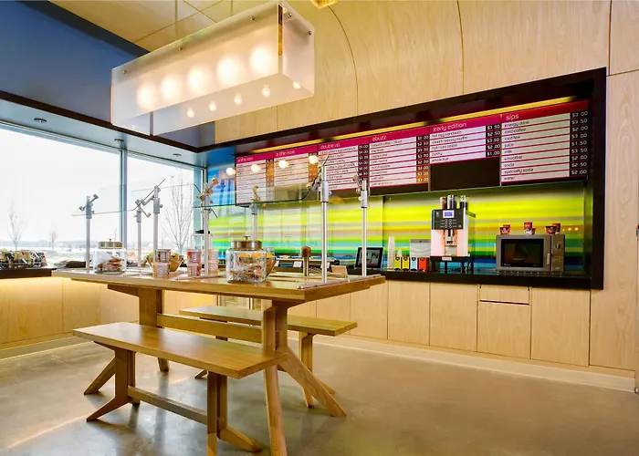 Aloft By Marriott Hotel 3*